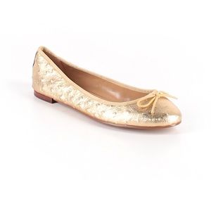 Banana Republic Gold Ballerina Flats. Size 7.